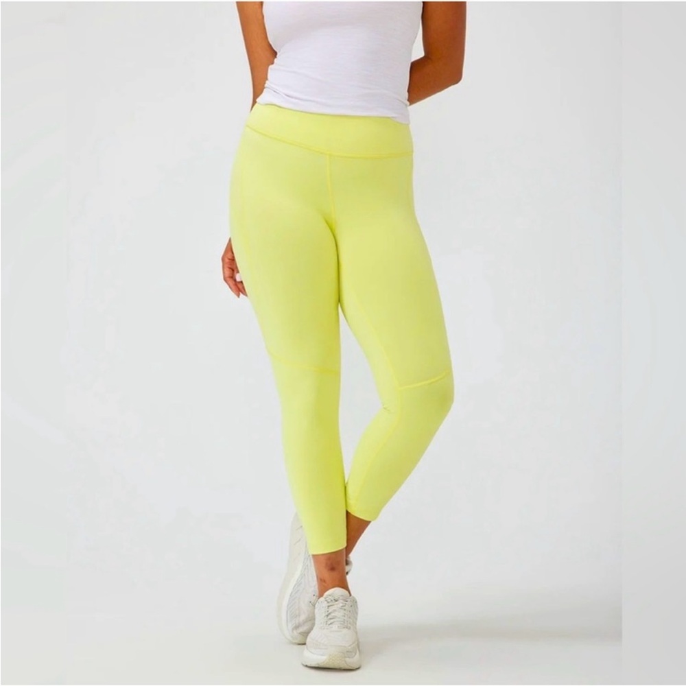 3/$30 Outdoor Voices Lemon Leggings